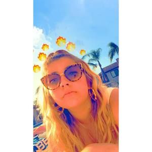 Meet your Posher, Rhiannon